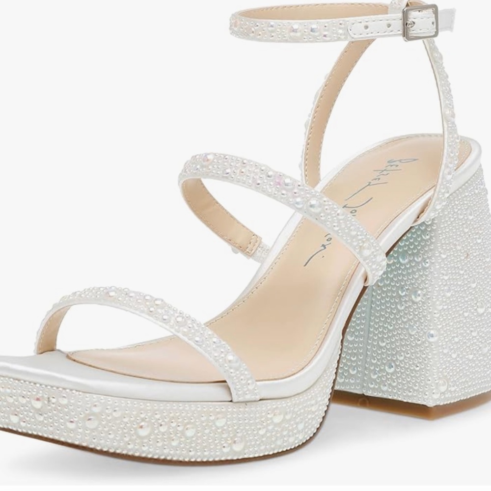 Betsey Johnson Women's Denni Heeled Sandal